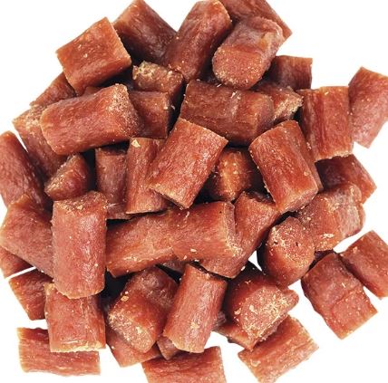 Лакомство для кошек "Деревенские Лакомства" дольки крольчатины нежные 50гр