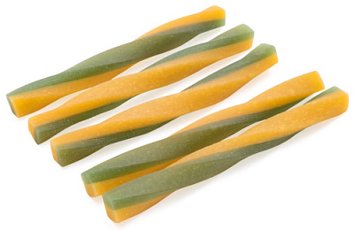 Лакомство TiTBiT Dental+ профилактическое для собак мелких пород Палочка витая с сыром, 30 г