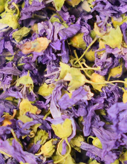 Лакомство Bambini Pets высушенные цветки мальвы для грызунов и кроликов, 10 г.